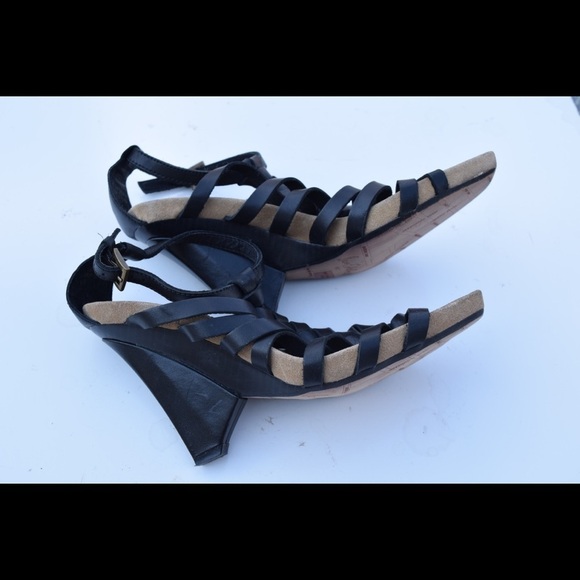 Sam Edelman Seville Wedges - Picture 7 of 8